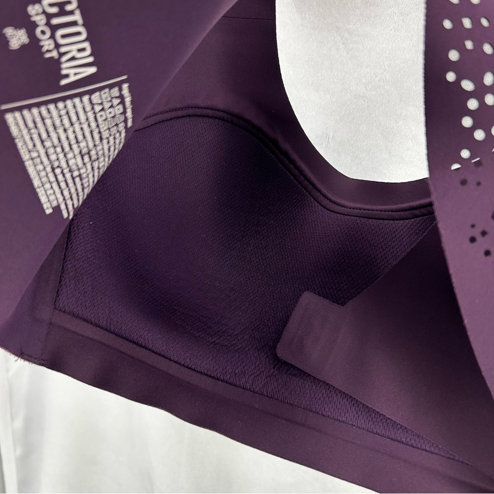 Victoria Sport Bra Size 32C - Picture 7 of 7